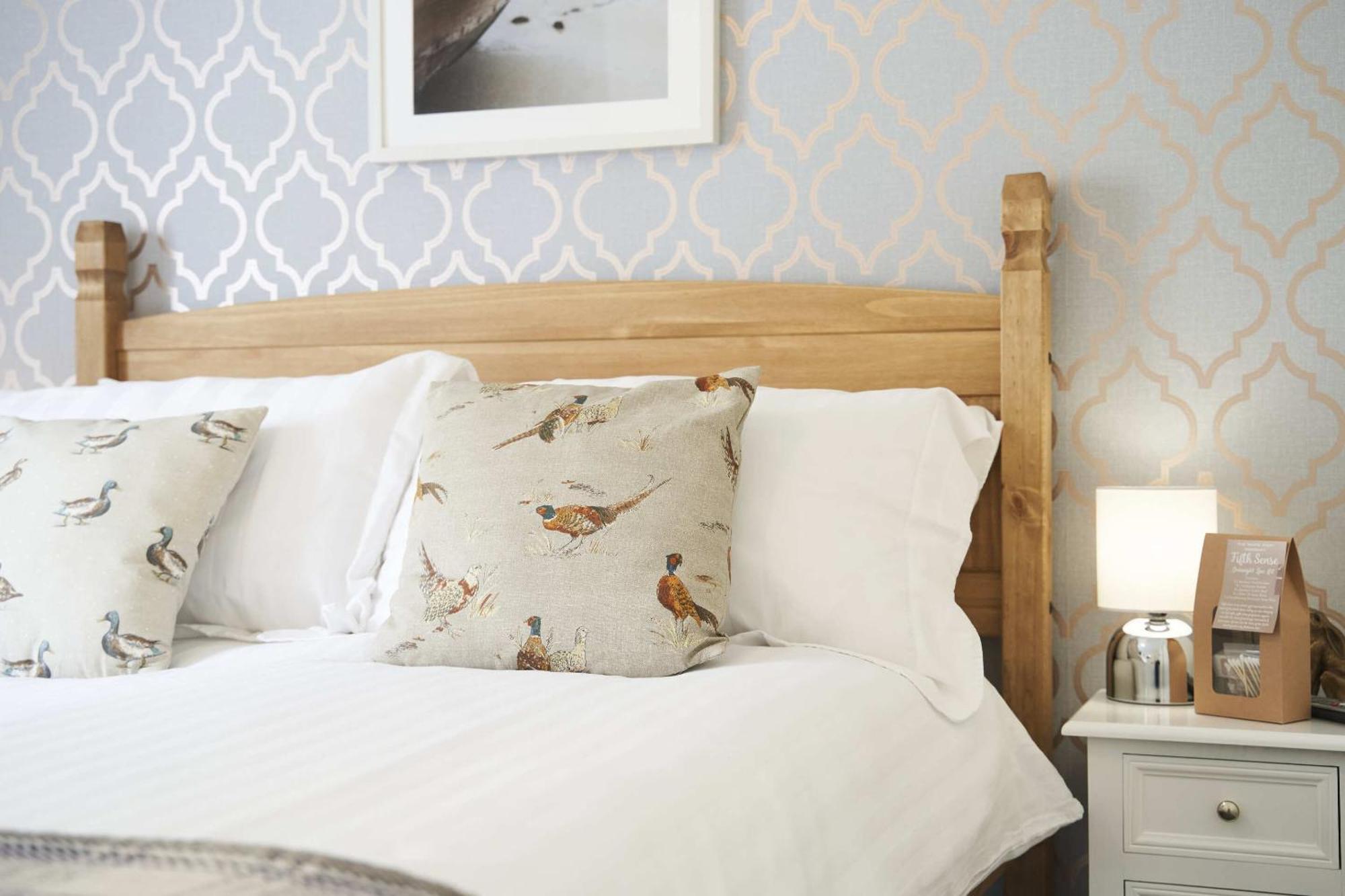 The White Hart Hotel Modbury Εξωτερικό φωτογραφία